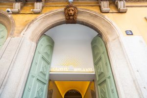 Identità Golose Milano lion door