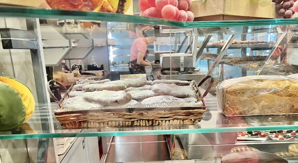 Pan dei Morti Milan Pastry Shops